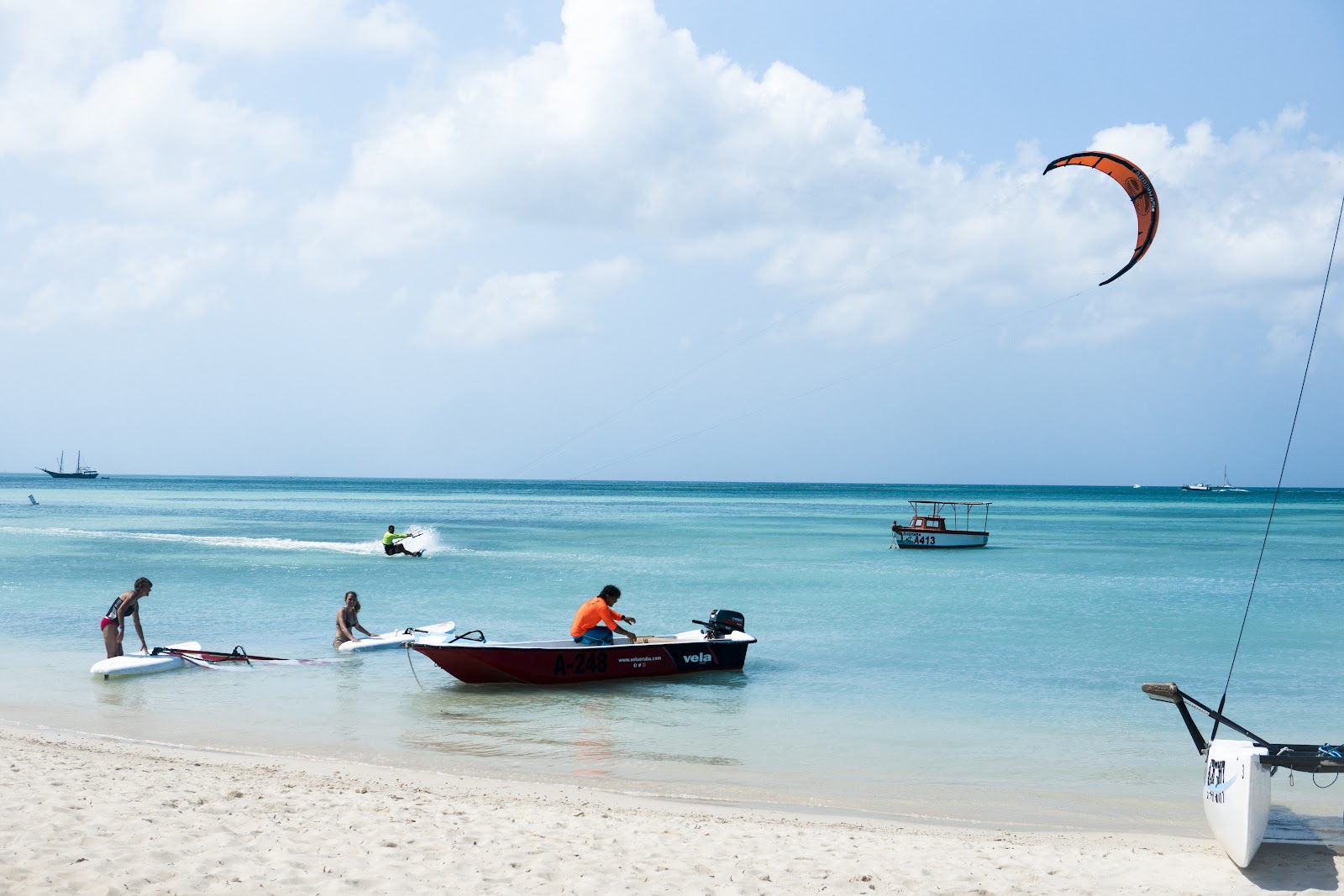 Vela Windsurf & Kitesurf kitesurfing school in abc islands aruba