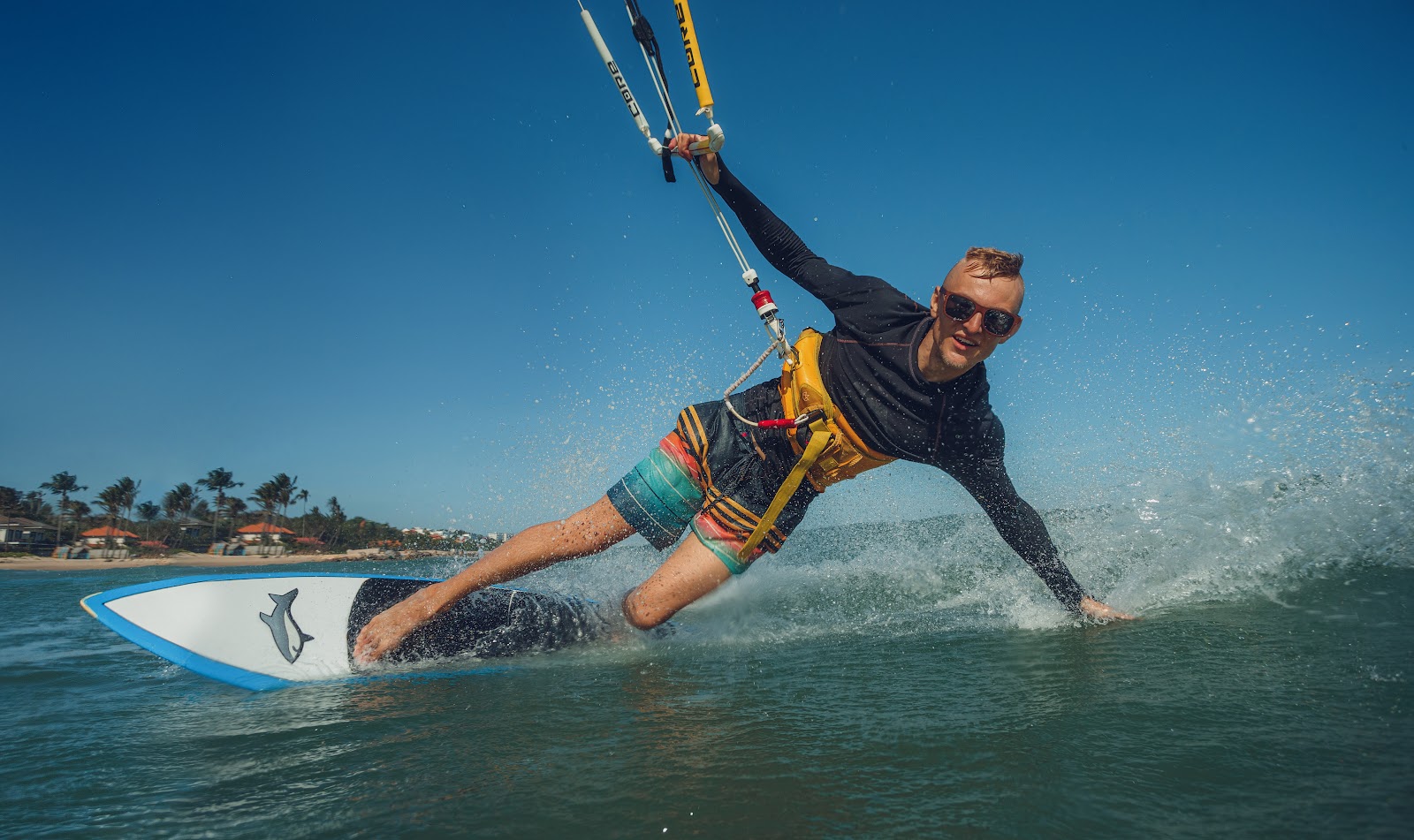 C2Sky KiteSurfing kitesurfing school in mui ne