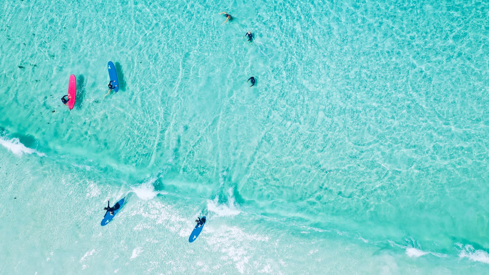 SURF HOUSE Seychelles kitesurfing school in seychelles