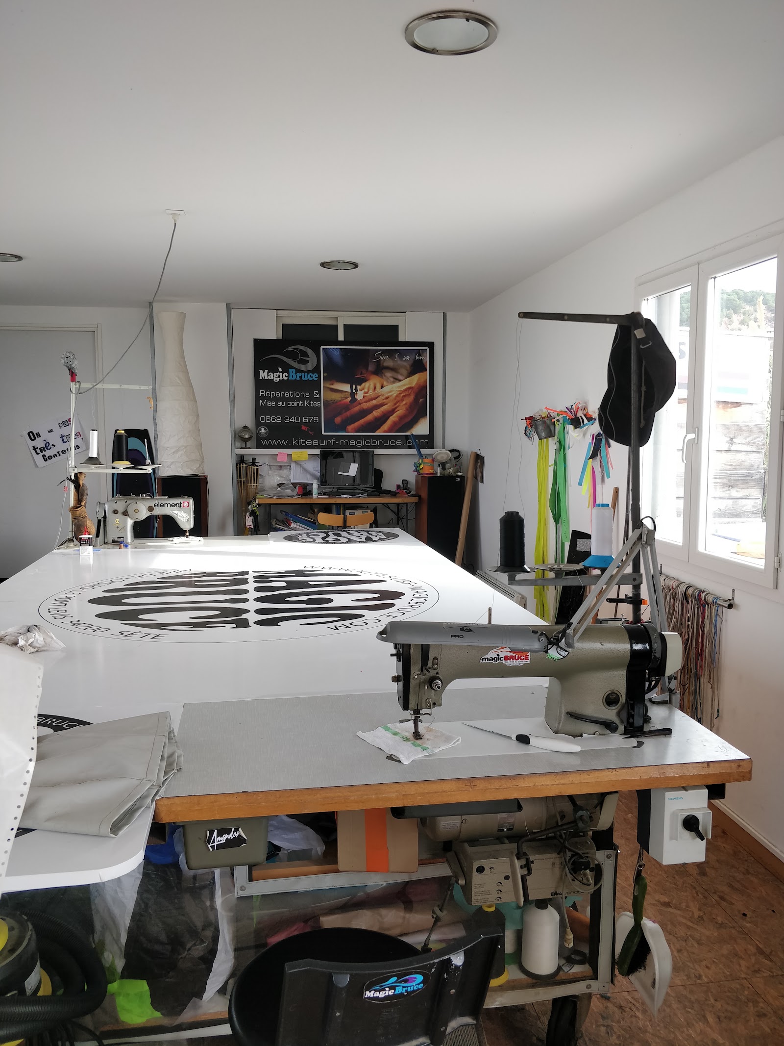 Magic Bruce Kitesurf kitesurfing shop in france south coast