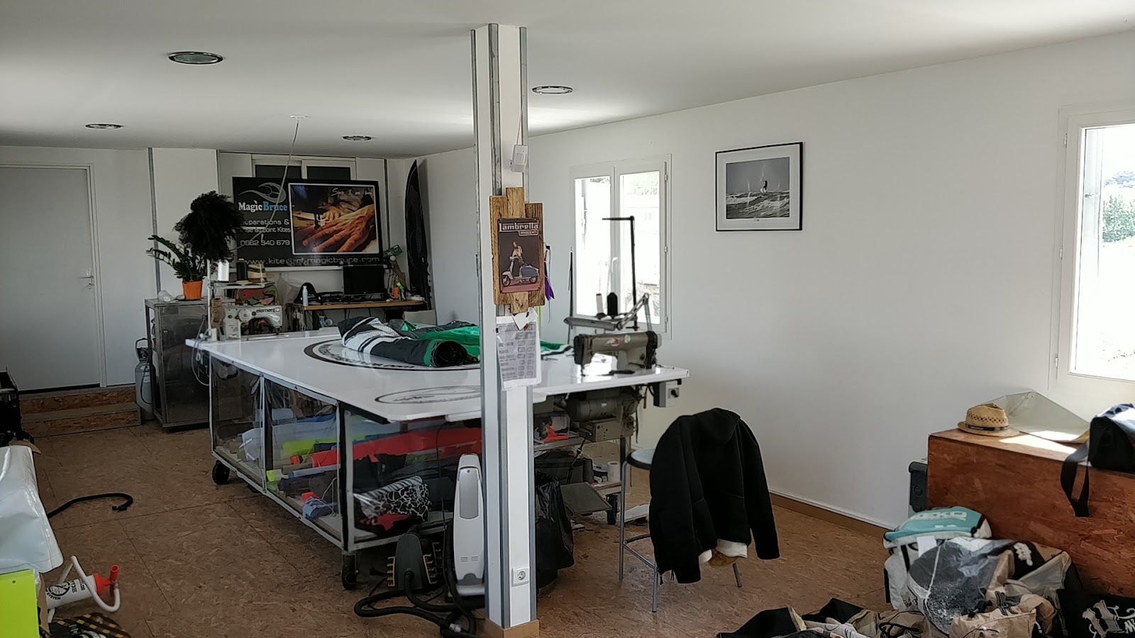 Magic Bruce Kitesurf kitesurfing shop in France South-coast — photo 3