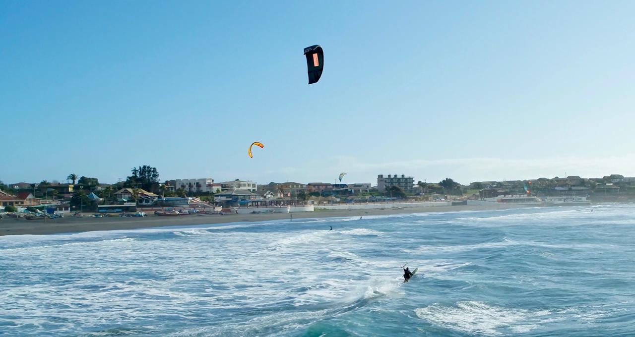 PROKITE / Kitesurf + Wingfoil + Windsurf en Chile kitesurfing school in chile