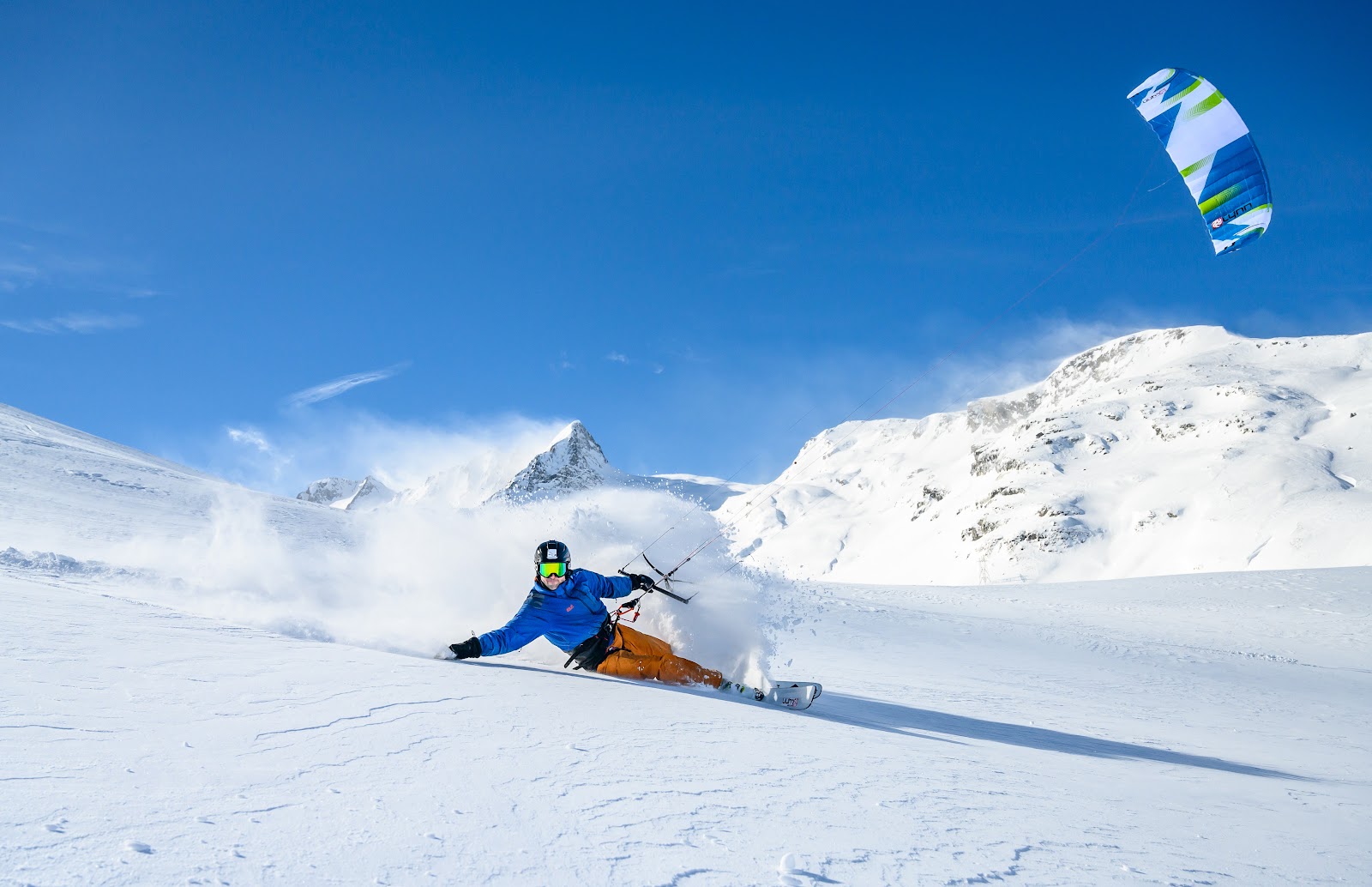 Sports Paradise - Snowkite, Ski and Snowboard School Engadin St.Moritz Silvaplana Bernina kitesurfing school in silvaplana