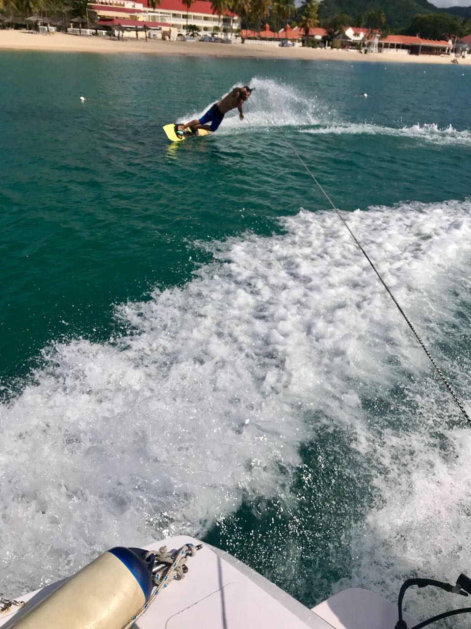 Aquaholics Kitesurfing School kitesurfing school in Caribbean – Windward Islands — photo 3