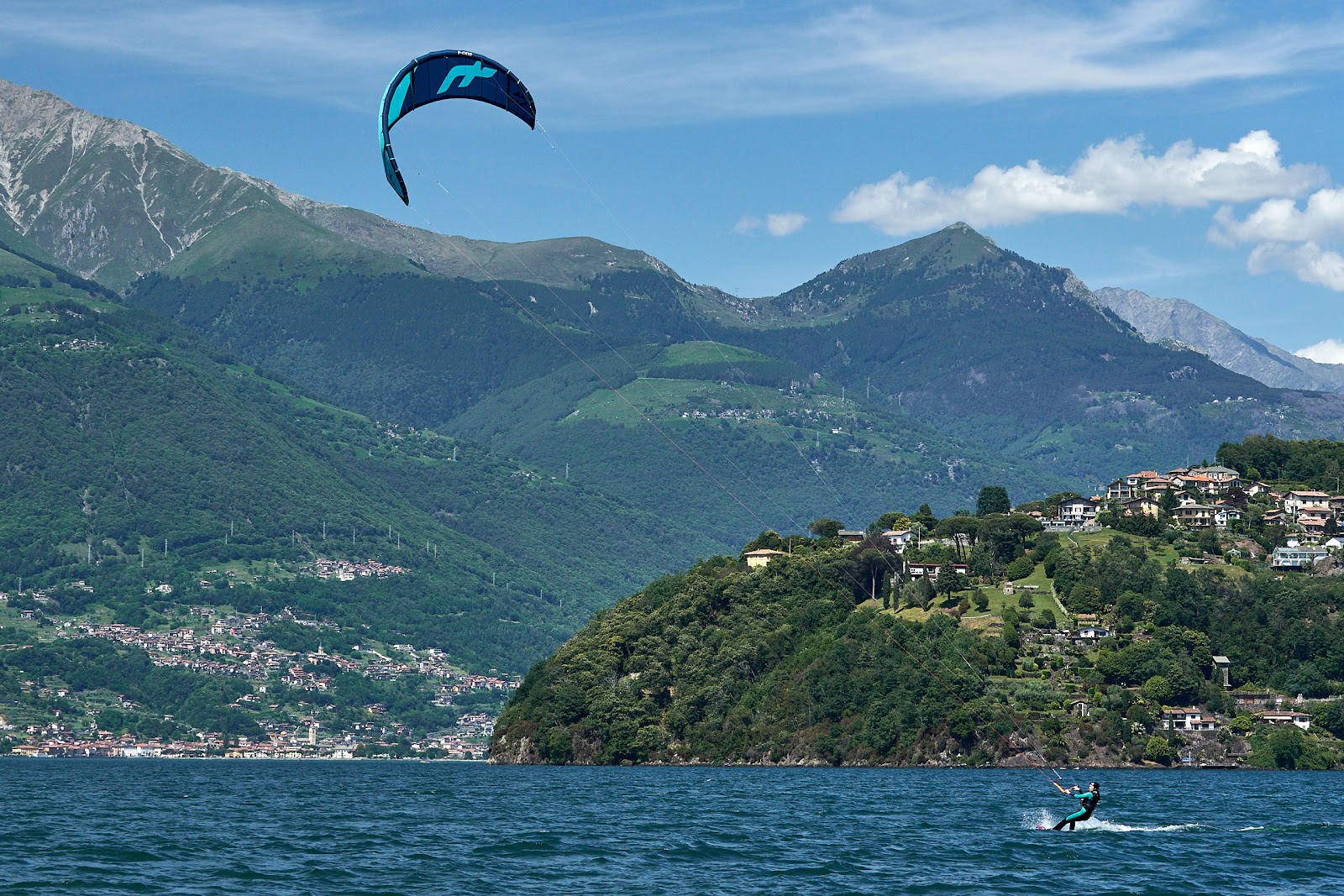Epic Gust Kitecoaching - Boat Kitesurfing School Lake Como kitesurfing school in lake como