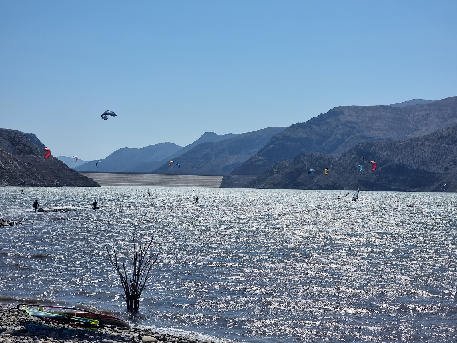 Kitesurf Gualliguaica - Santiago Booking Center & Hub kitesurfing school in chile
