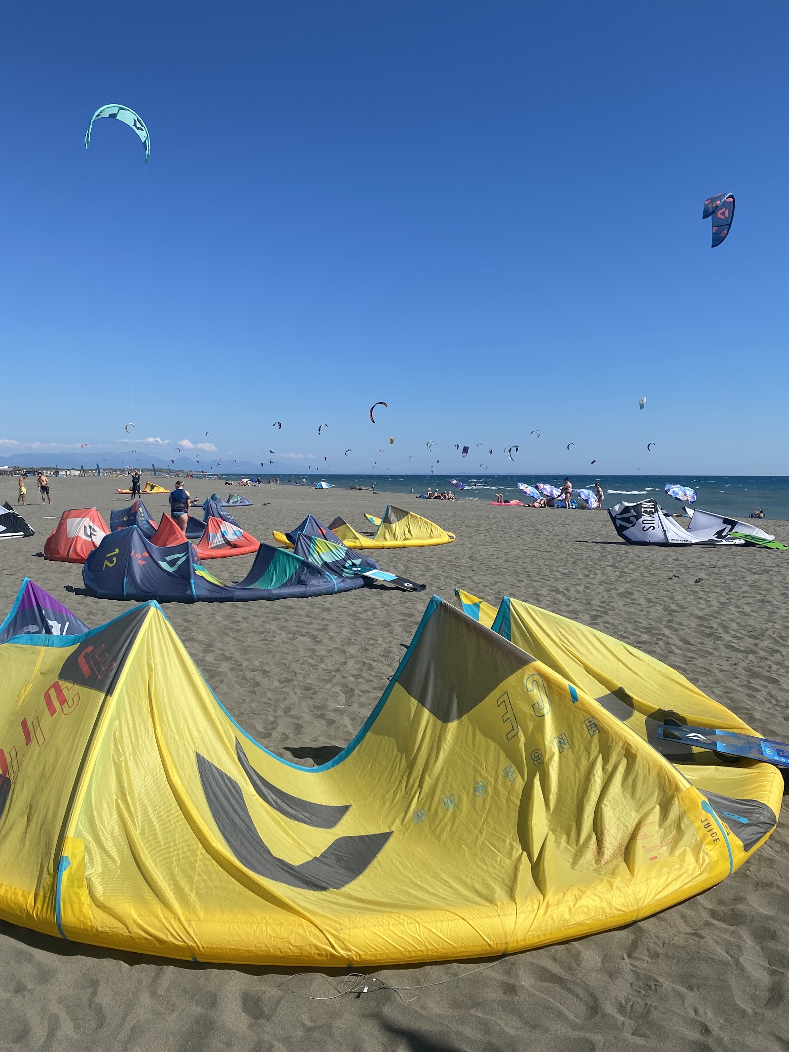 Kiteriders Montenegro kitesurfing school in Montenegro — photo 2