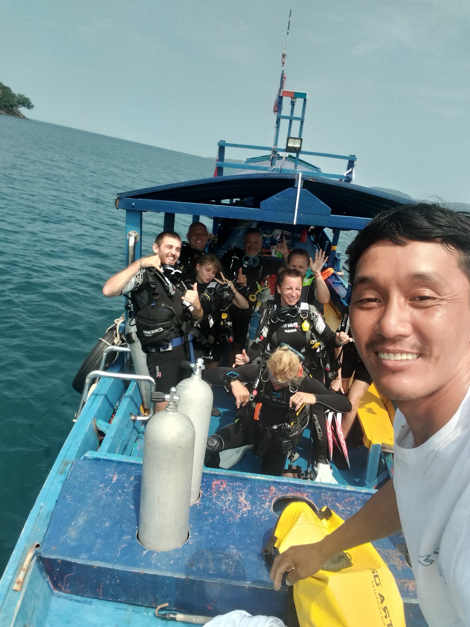 Watersports Cambodia Dive Centre - Koh Rong kitesurfing school in Cambodia — photo 2