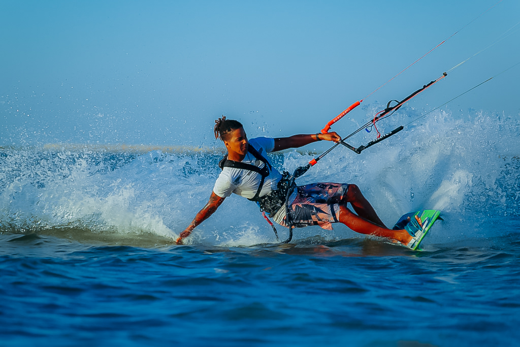 Kite Club Dubai kitesurfing school in Persian Gulf — photo 2