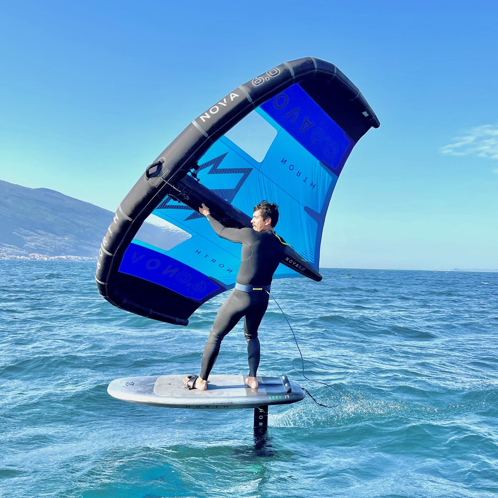 Gardakitesurf Kite e Wingfoil School kitesurfing school in Lake Garda — photo 2