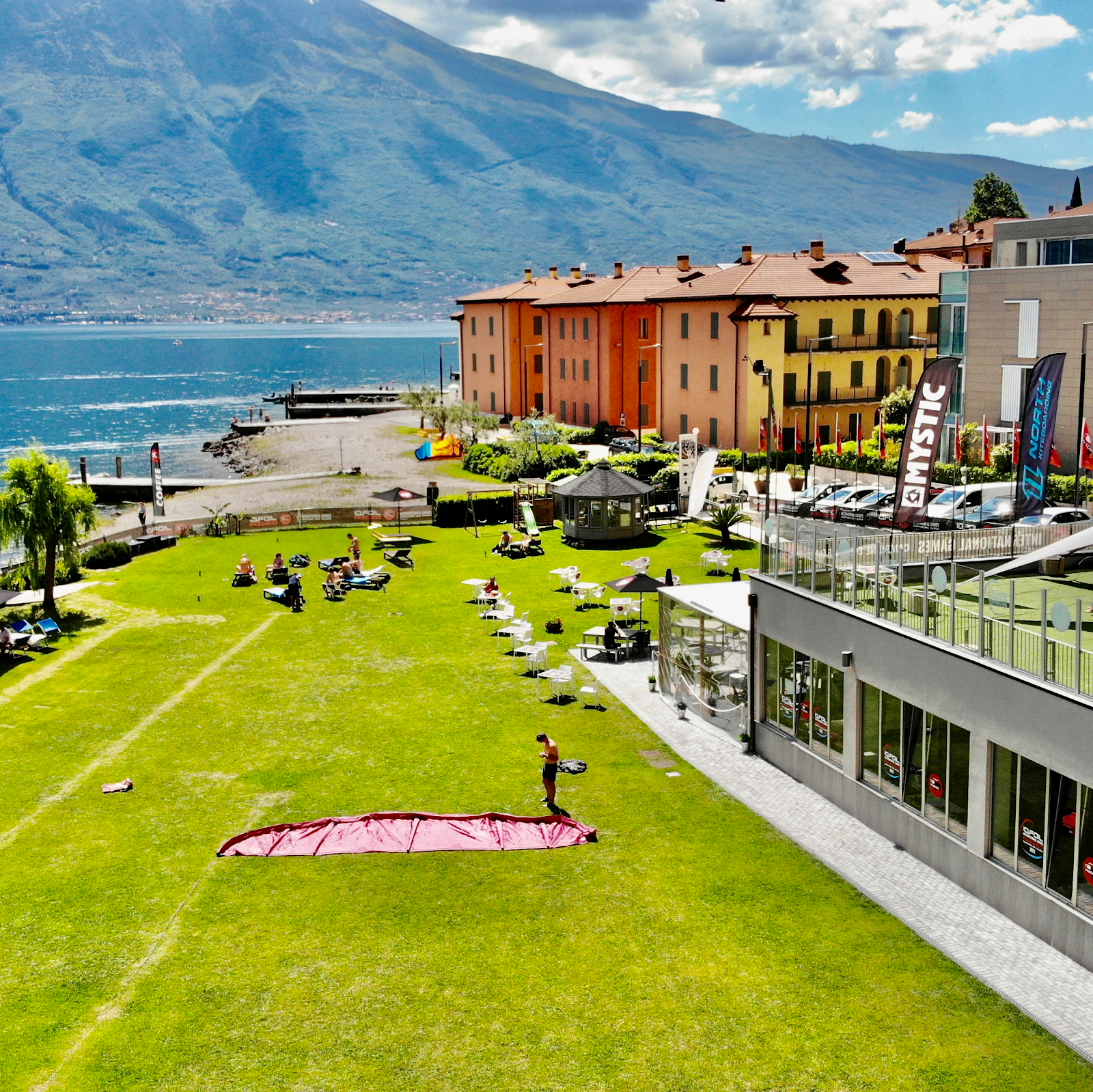 Gardakitesurf Kite e Wingfoil School kitesurfing school in Lake Garda — photo 3