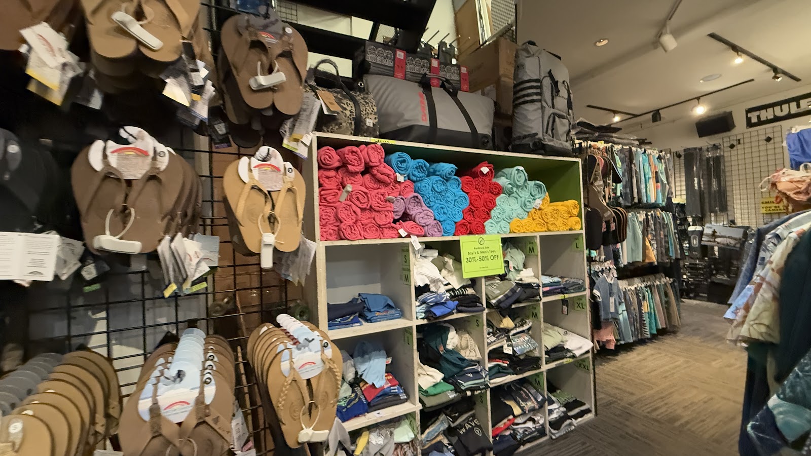 Hi Tech Surf Sports kitesurfing shop in Maui — photo 3