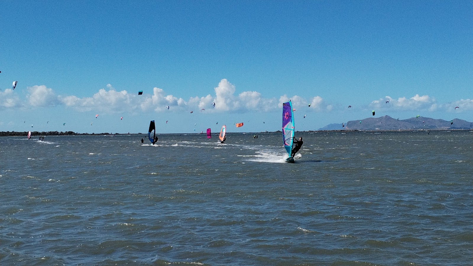 Duotone Pro Center Sicily - Kitesurf, Windsurf & Wing Foil School Lo Stagnone kitesurfing shop in Sicily — photo 3