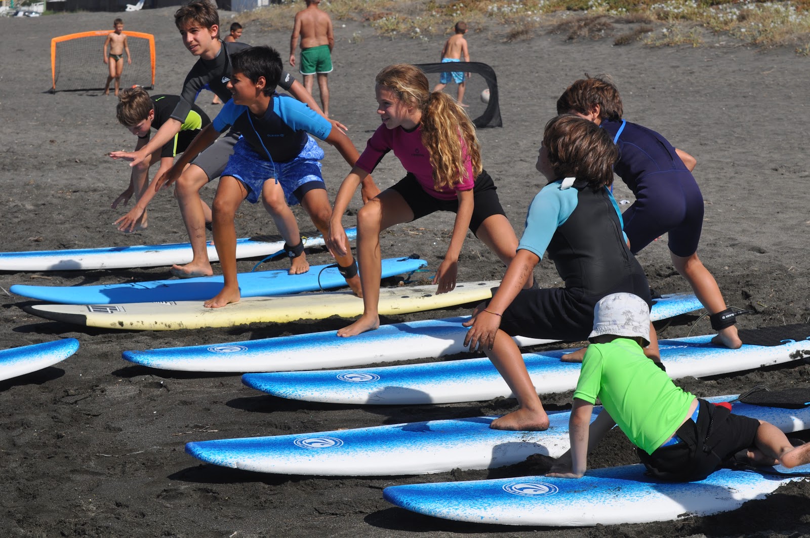 Positivekite Scuola kitesurf iko center, wing foil, surf, sup, windsurf kitesurfing school in Italy mainland — photo 3