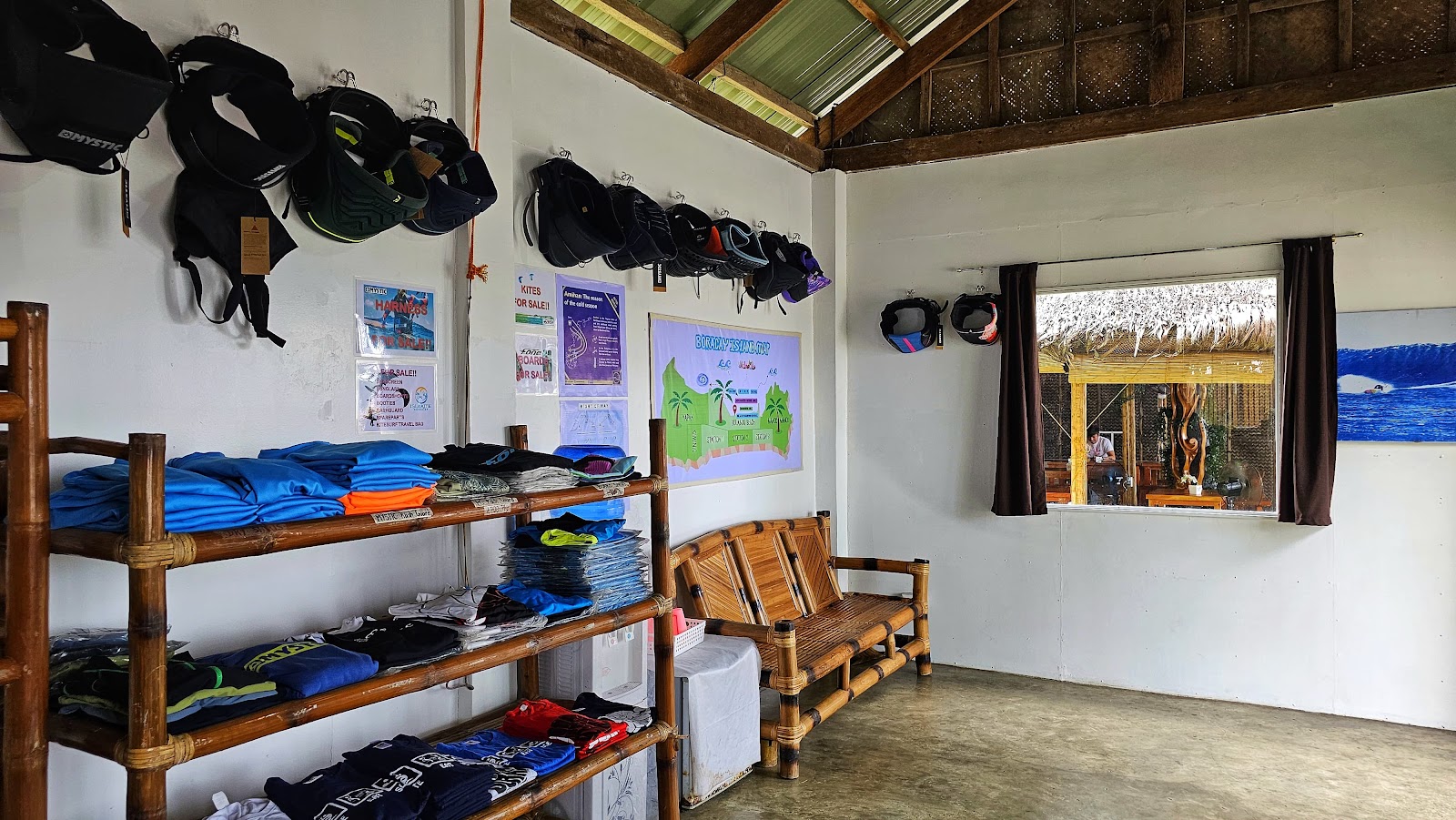 Isla Kitesurfing and Wingfoiling School kitesurfing school in Philippines — photo 2