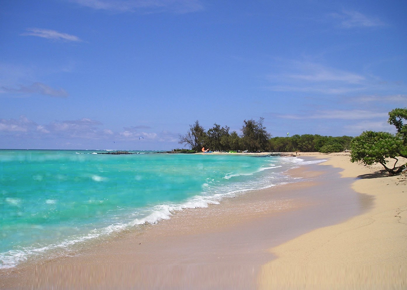 Maui Kiteboarding Lessons by Aqua Sports Maui kitesurfing school in maui