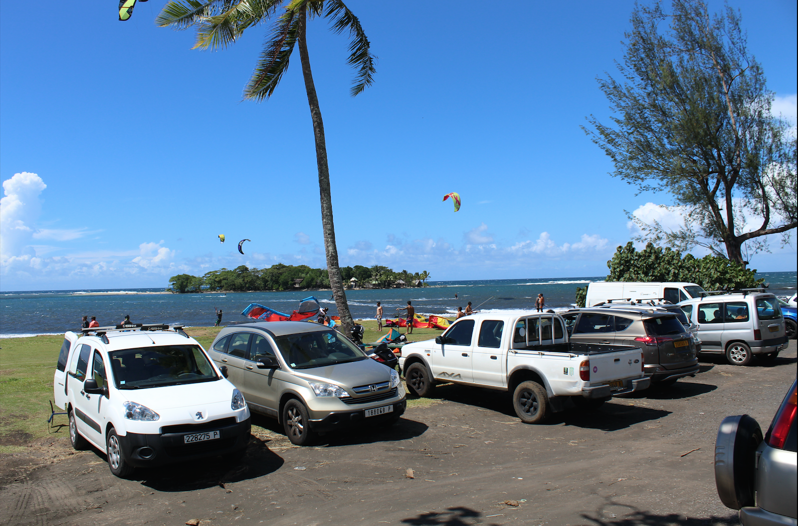 Tahiti Kitesurf Center kitesurfing school in french polynesia