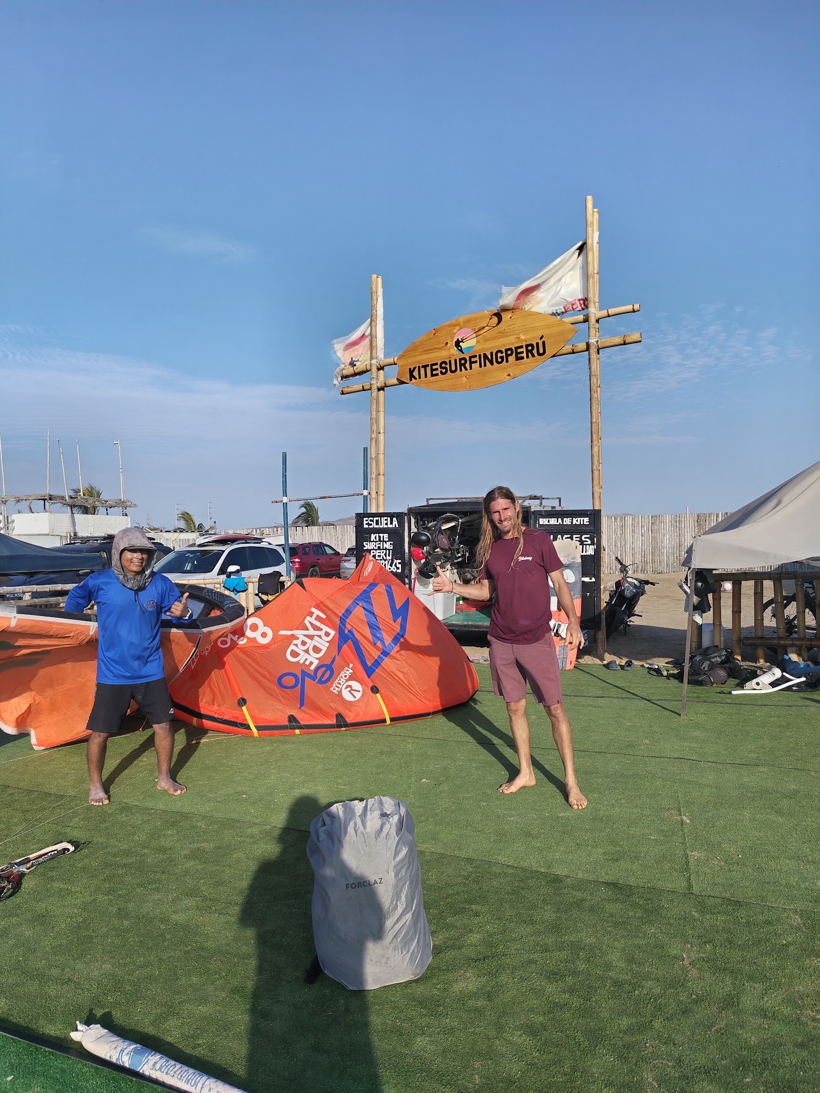 Kite surfing Peru | Kite School Paracas kitesurfing school in Peru South — photo 2