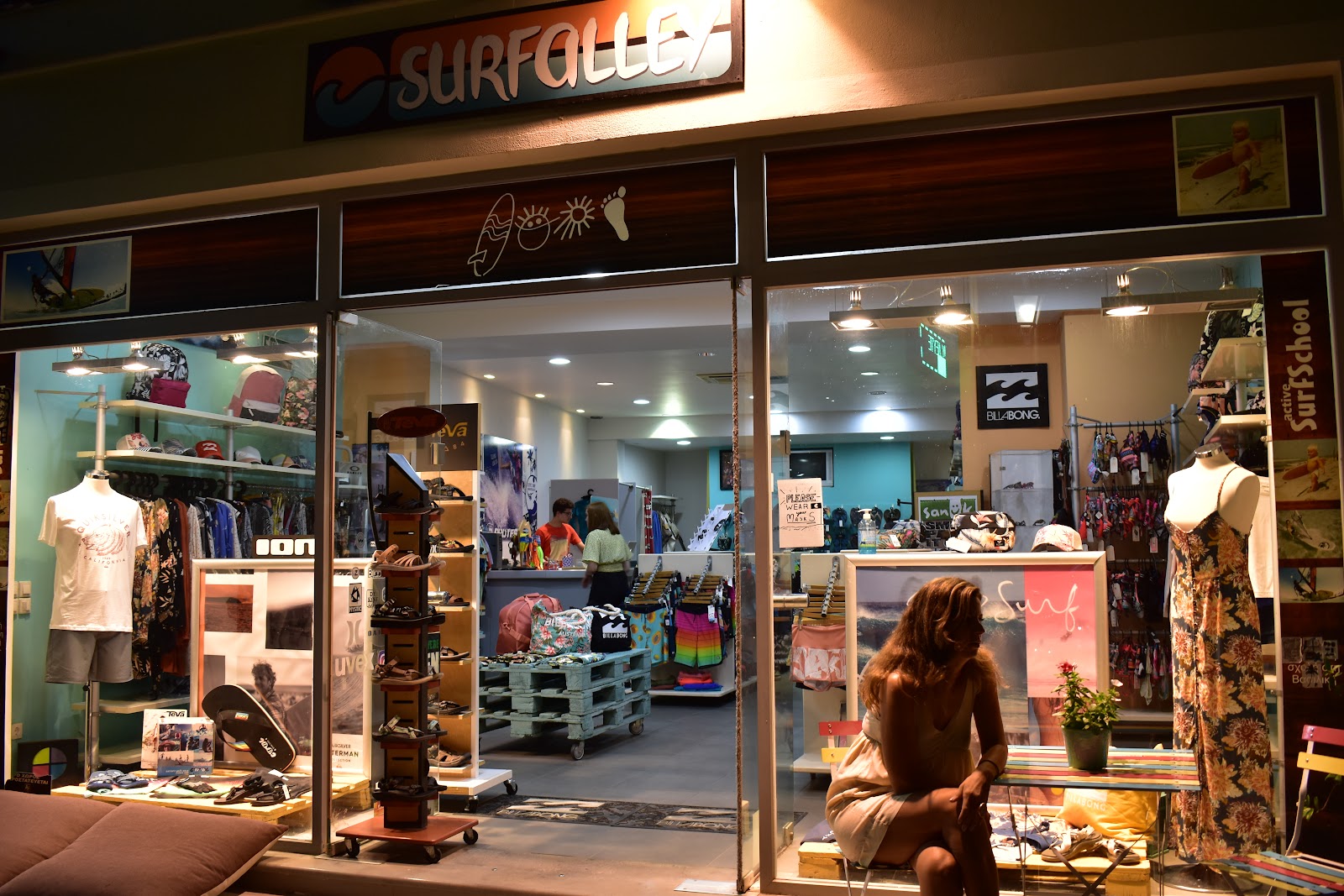 Surf Alley kitesurfing shop in lefkada