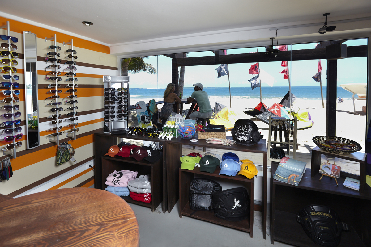 Laurel Eastman Kiteboarding School (LEK) kitesurfing school in Cabarete — photo 2