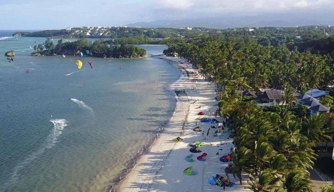 Habagat Kiteboarding Center kitesurfing school in Philippines — photo 2