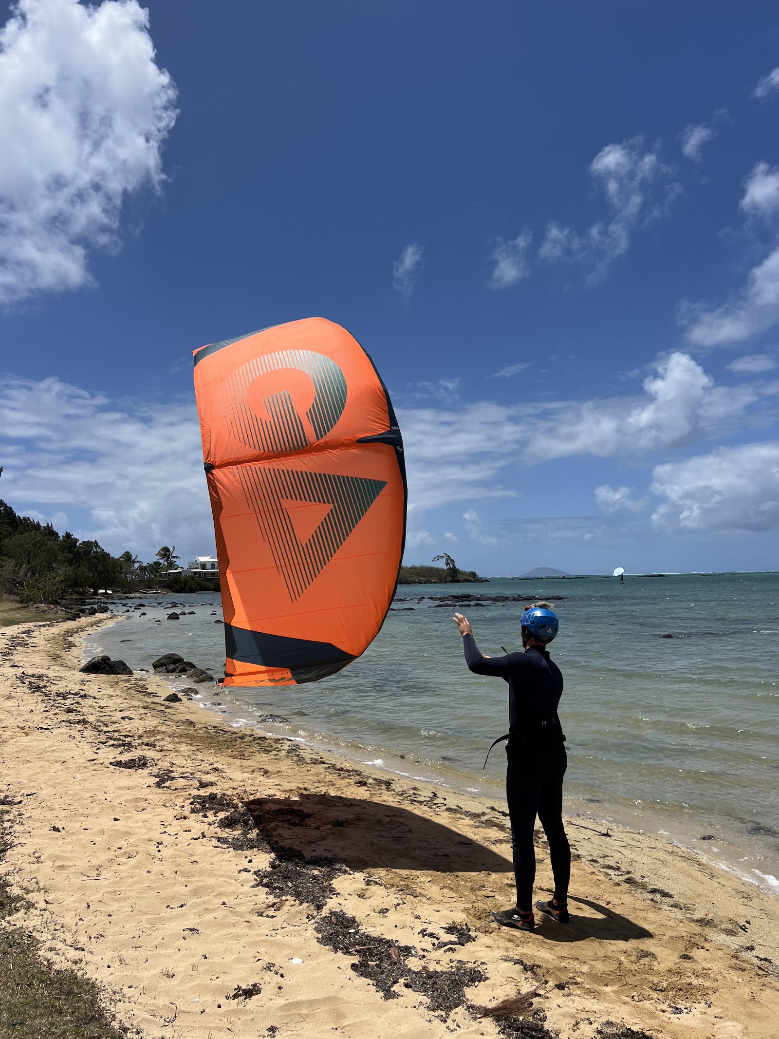 Kitesurf lessons and kiteboarding Mauritius (North) - Kiteaholic Bastard kitesurfing school in Mascarene Islands (Mauritius) — photo 3