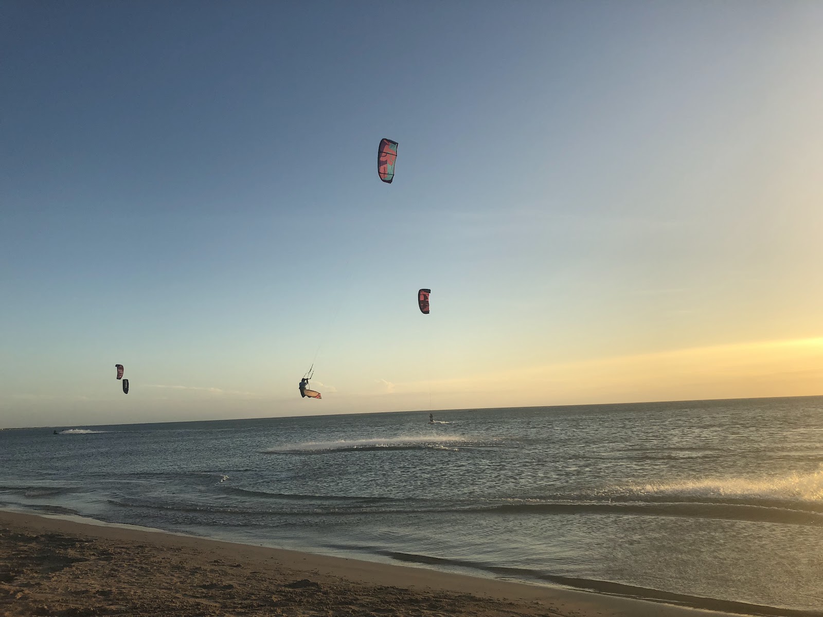 Cabo Kite Center - Kitesurfing school Colombia kitesurfing school in Colombia — photo 2