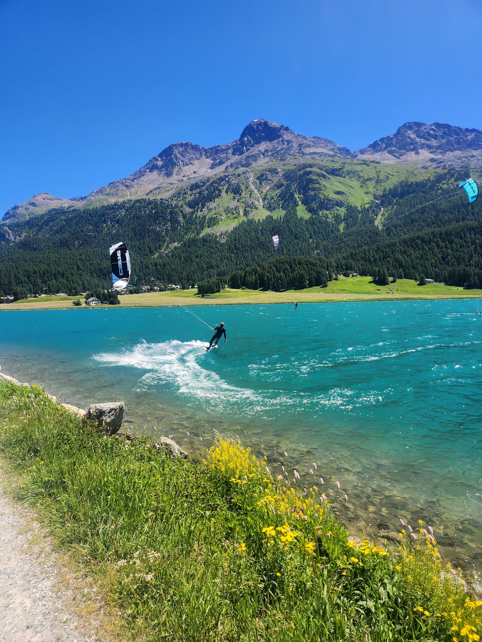 Windsurfing Silvaplana GmbH kitesurfing school in silvaplana