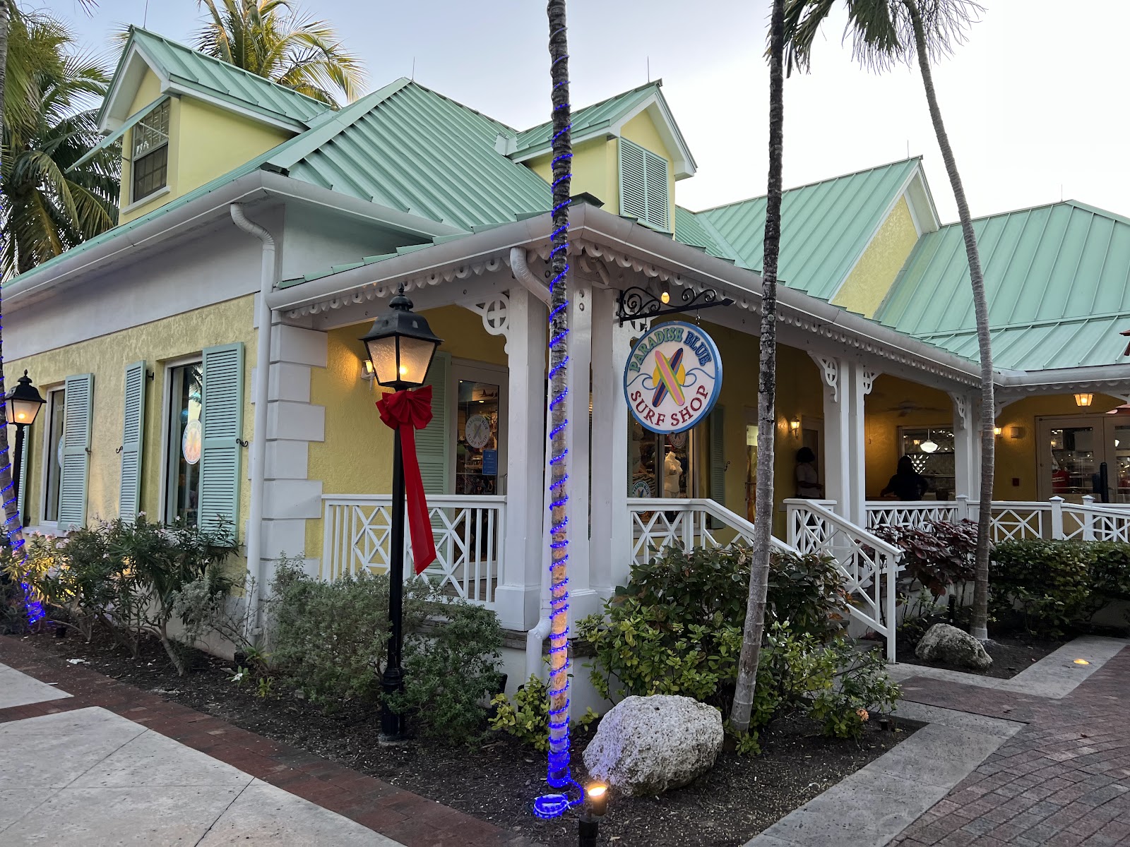 Paradise Blue Surf Shop kitesurfing shop in bahamas