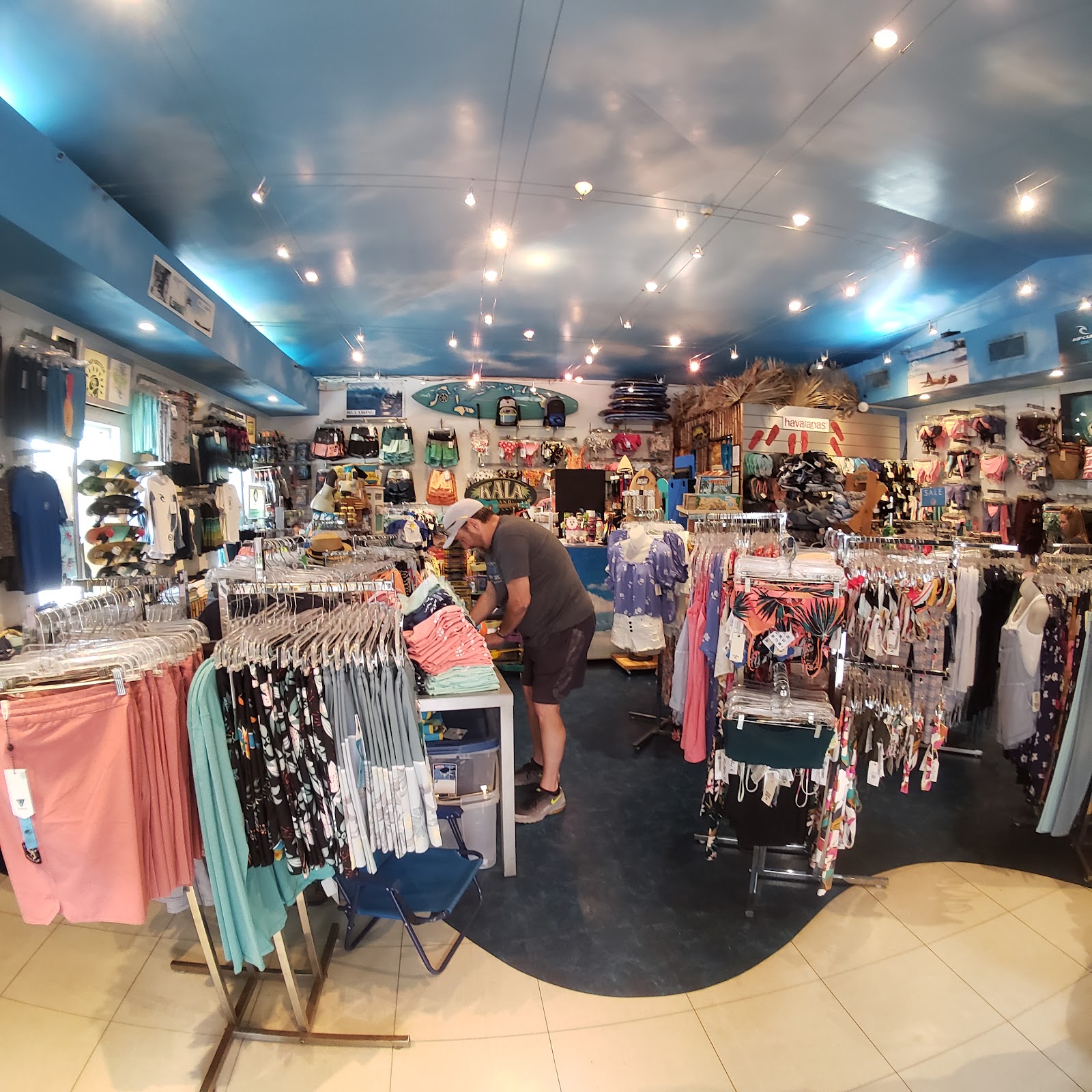 Paradise Blue Surf Shop kitesurfing shop in Bahamas — photo 2