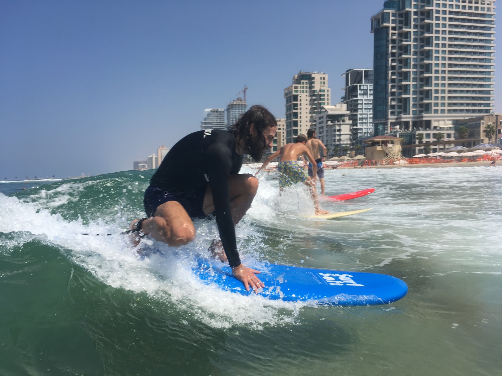 Golesh Surf School - ״גולש״ בית ספר מקצועי לגלישה kitesurfing school in israel