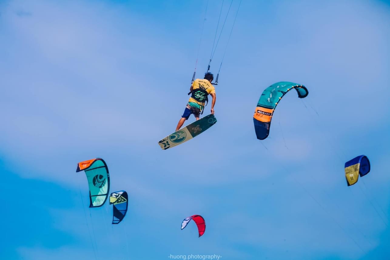 Mui Ne Bay Kite School kitesurfing school in mui ne