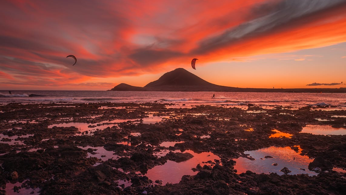 SUNSET AND SURF KITE SCHOOL kitesurfing school in canary islands