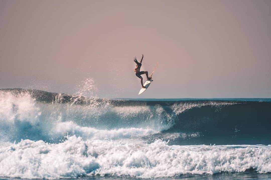 Surf Lessons & Surfboard Rentals El Paredon The Driftwood Surfer kitesurfing school in guatemala