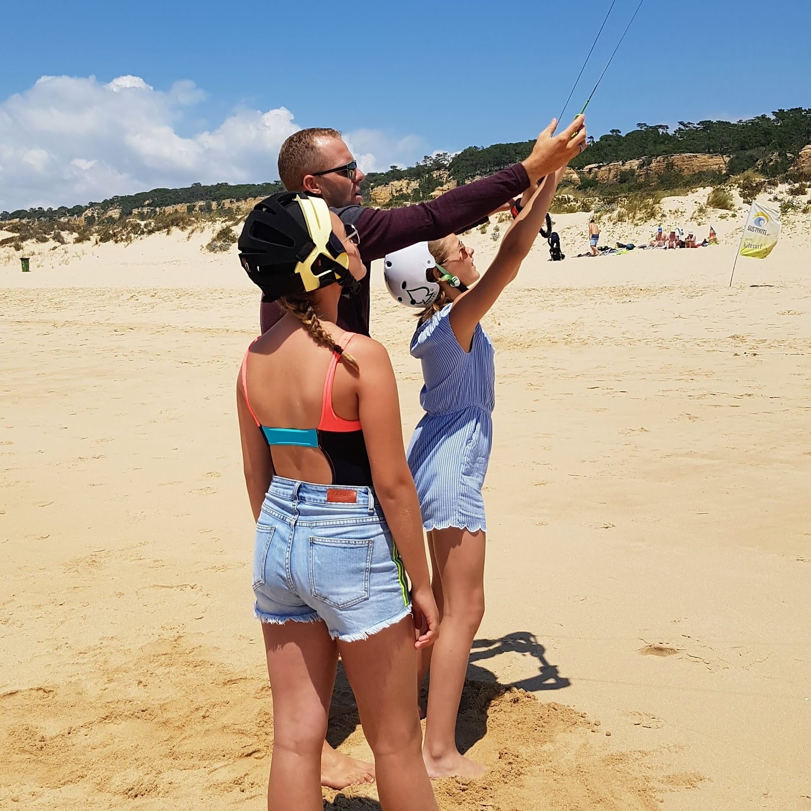 Gustykite Kitesurfing School kitesurfing school in Portugal — photo 3
