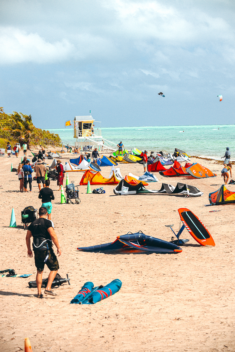 Miami Kiteboarding kitesurfing school in Florida — photo 2
