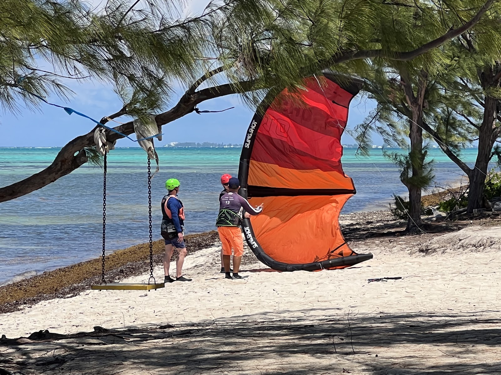 Kitesurf Cayman kitesurfing school in Cayman Islands — photo 3