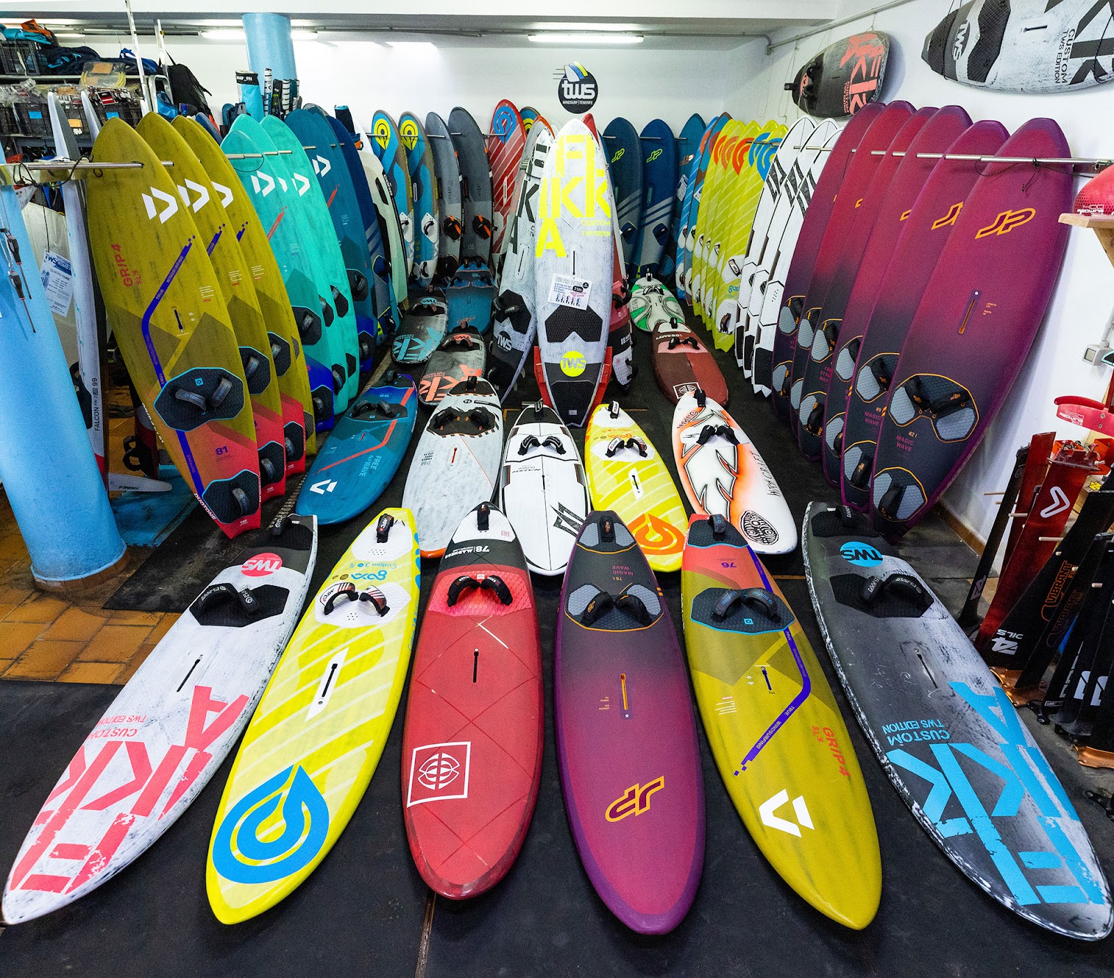 Tenerife Windsurf Solution kitesurfing shop in Canary Islands — photo 2