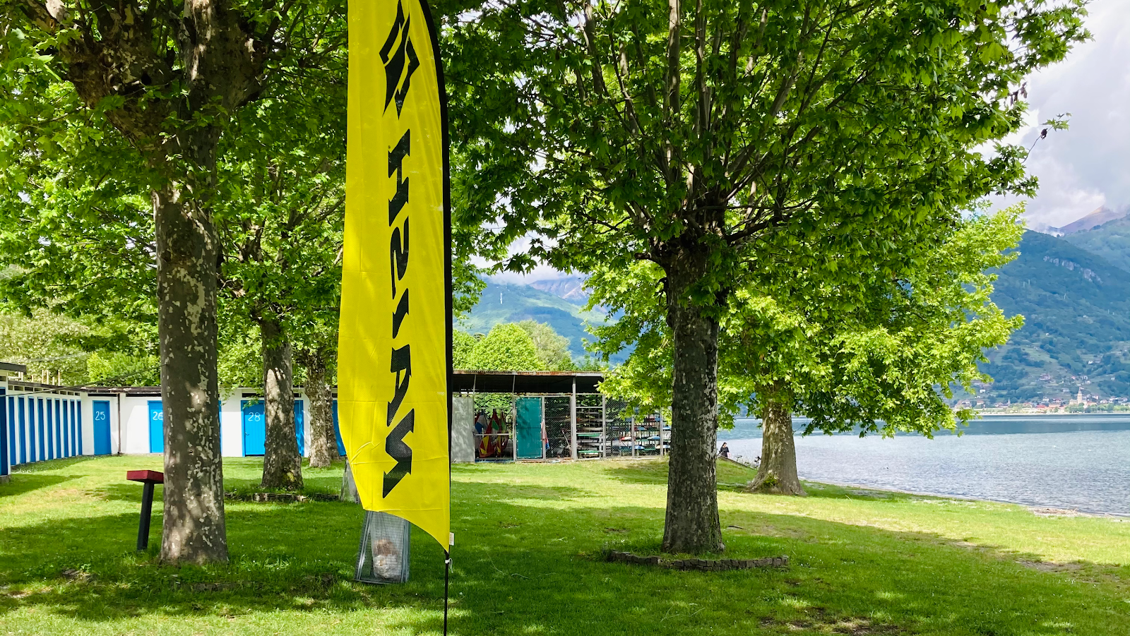Kitesurf Windsurf scuola Lago di Como GLOBE KITER kitesurfing school in Lake Como — photo 3