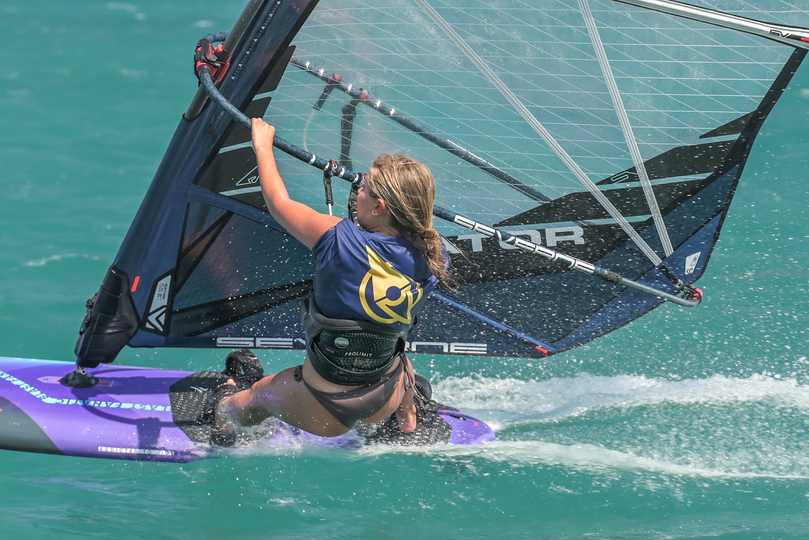 Watersports Nomad Vassiliki kitesurfing school in lefkada